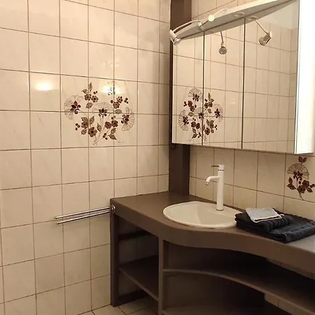 Le Des Pins Hébergement de vacances *